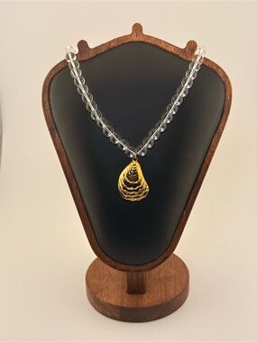 NWT MAYAMAR Clear Beaded Crystal Oyster Shell Pendant Necklace 18K Gold Plated